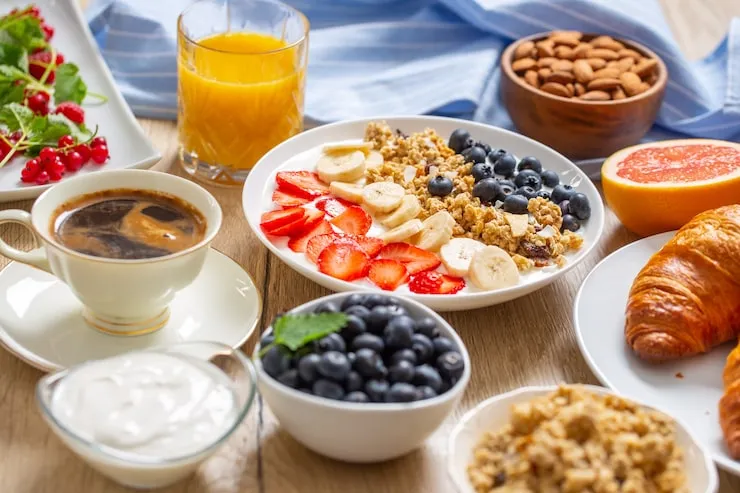High-Protein: 7 Quick Healthy Breakfast Ideas for Busy Mornings