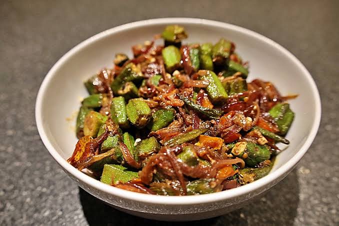 Bhindi Masala That Doesn't Get Slimy
